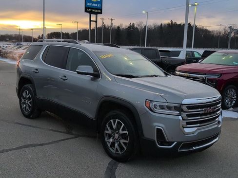Used 2023 GMC Acadia SLT image 12