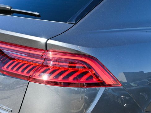 Used 2023 Audi Q8 Premium Plus w/ Premium Plus Package image 19