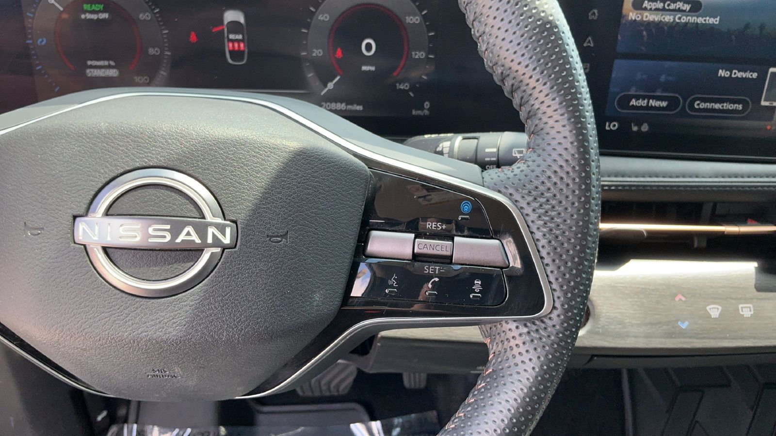 Certified 2025 Nissan Ariya FWD image 27