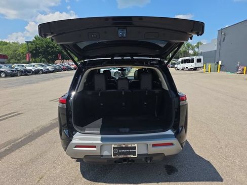 Certified 2023 Nissan Pathfinder SL w/ SL Premium Package AWD/4WD image 26