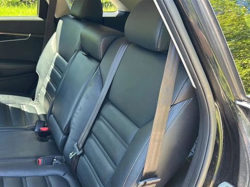 Used 2016 Kia Sorento EX AWD/4WD image 40