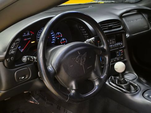 Used 2003 Chevrolet Corvette Z06 w/ Memory Package, 3 Drivers RWD image 20