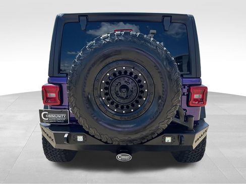 Used 2023 Jeep Wrangler Rubicon w/ LED Lighting Group AWD/4WD image 4
