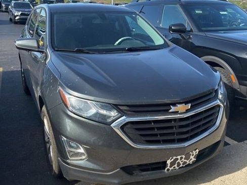 Used 2018 Chevrolet Equinox LT w/ LT Infotainment Plus Package image 3