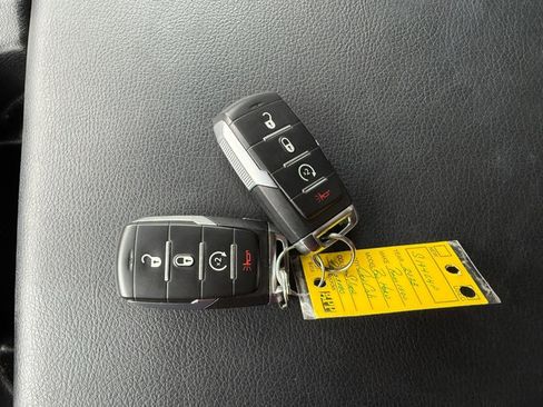 Used 2023 RAM 1500 Big Horn image 30