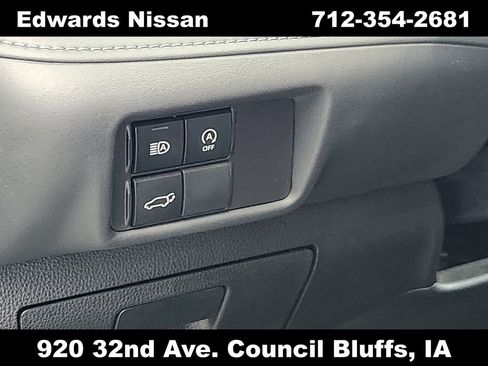 Used 2023 Toyota Highlander XLE image 29