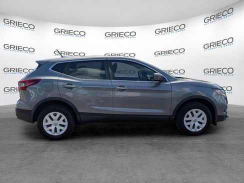 Used 2020 Nissan Rogue Sport S FWD image 8