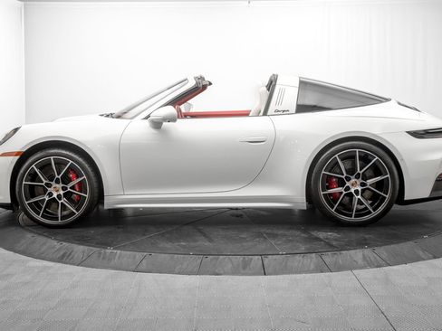 Used 2026 Porsche 911 Targa 4 GTS AWD/4WD image 4