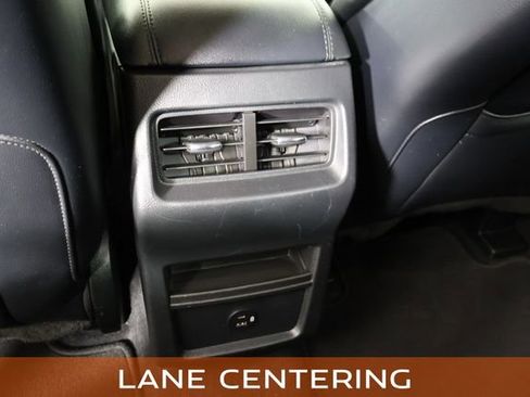 Used 2022 Ford Edge SEL AWD/4WD image 18