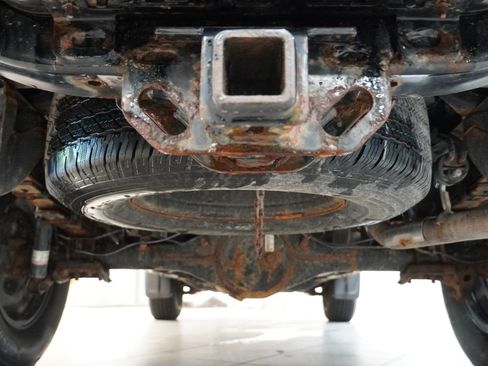 Used 2021 Toyota Tacoma SR5 AWD/4WD image 10