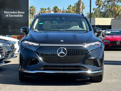 New 2026 Mercedes-Benz EQS 400 4MATIC SUV image 8