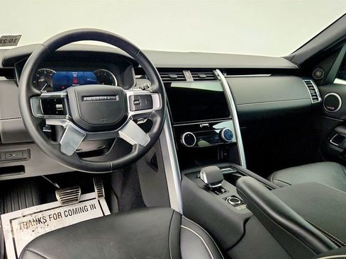 Used 2023 Land Rover Discovery HSE R-Dynamic image 13