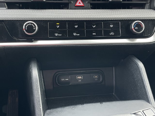 Used 2023 Kia Sportage LX FWD image 18
