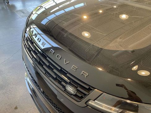 Used 2024 Land Rover Range Rover Sport AWD/4WD image 8