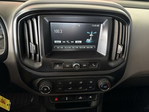 Used 2018 Chevrolet Colorado W/T w/ WT Convenience Package AWD/4WD image 12