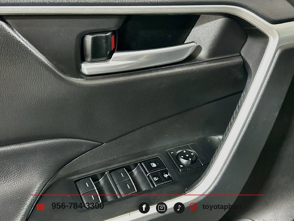 Used 2024 Toyota RAV4 XLE AWD/4WD image 16