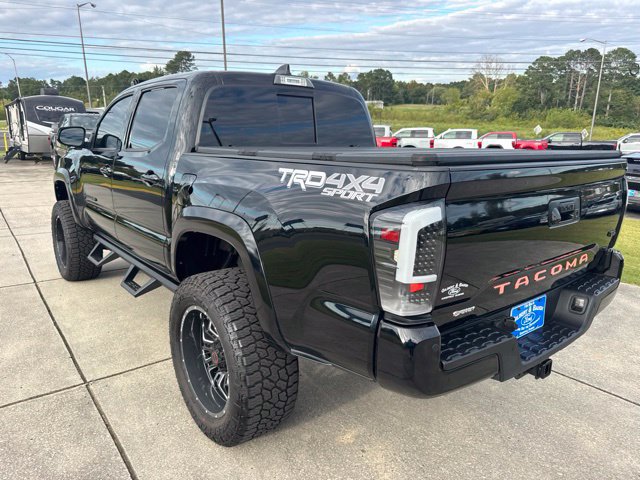 Used 2021 Toyota Tacoma TRD Sport w/ Technology Package AWD/4WD image 5