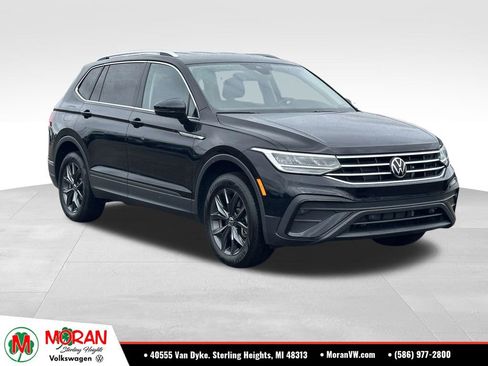Used 2023 Volkswagen Tiguan SE AWD/4WD image 7