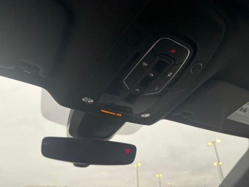 Used 2024 Audi Q5 2.0T Premium w/ Summer of Audi Package image 22