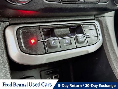 Used 2023 GMC Acadia SLE w/ Driver Convenience Package AWD/4WD image 19