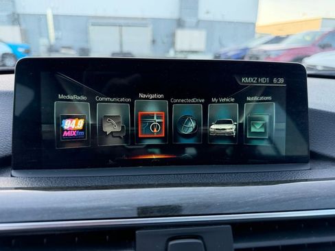 Used 2017 BMW 330i Sedan image 10