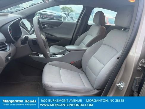 Used 2025 Chevrolet Malibu LT FWD image 13
