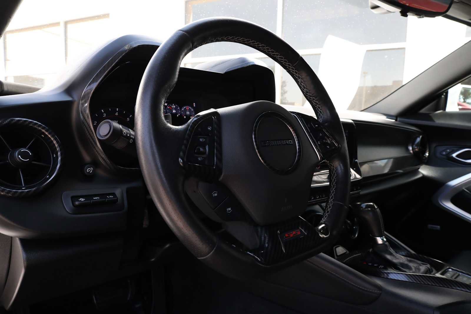 Used 2020 Chevrolet Camaro SS RWD image 17