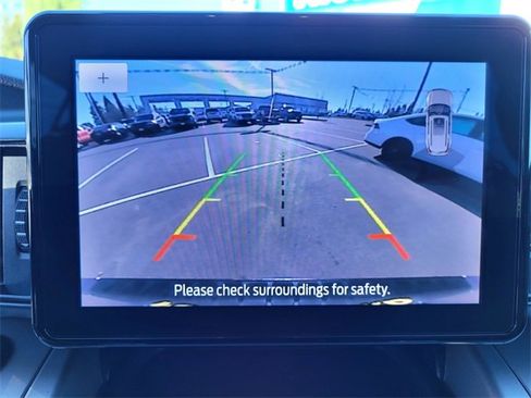 Certified 2021 Ford Explorer XLT w/ Class III Trailer Tow Package image 15