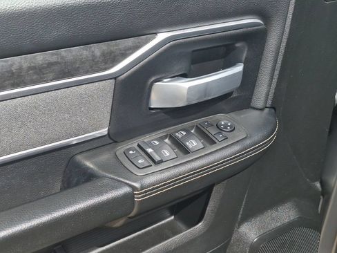 Used 2022 RAM 2500 Big Horn AWD/4WD image 25