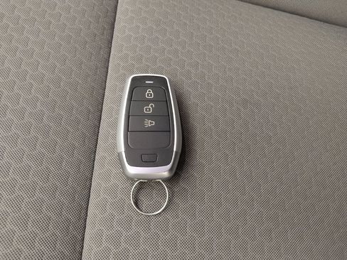 Used 2019 Ford Escape SE AWD/4WD image 32