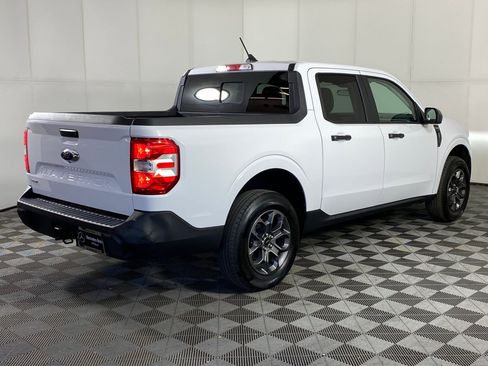 Used 2023 Ford Maverick XLT image 8