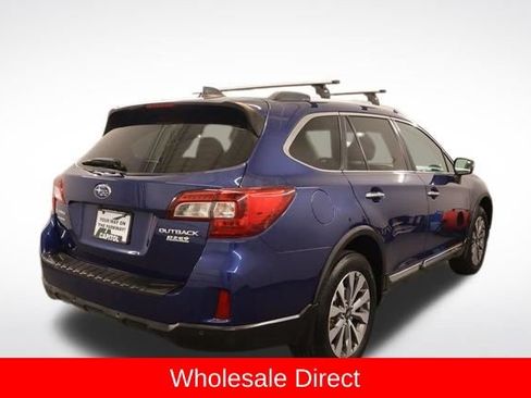 Used 2017 Subaru Outback 2.5i Touring w/ Popular Package #5A AWD/4WD image 2