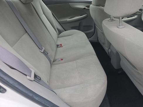 Used 2010 Toyota Corolla FWD image 13