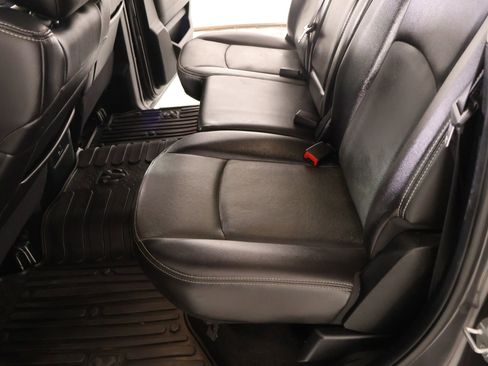 Used 2017 RAM 1500 Laramie w/ Convenience Group AWD/4WD image 13