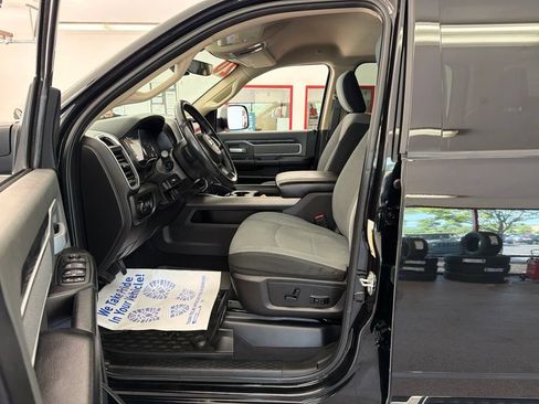 Used 2020 RAM 2500 Big Horn w/ Level 1 Equipment Group AWD/4WD image 7