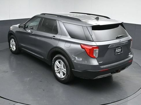 Certified 2021 Ford Explorer XLT w/ Equipment Group 202A AWD/4WD image 49