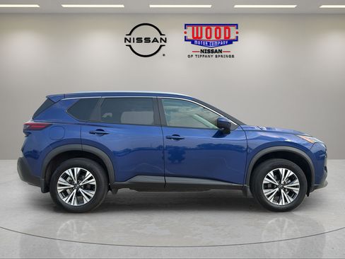 Certified 2023 Nissan Rogue SV w/ SV Premium B Package AWD/4WD image 2