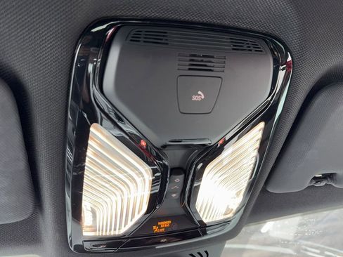 Used 2022 BMW X5 M50i w/ Dynamic Handling Package image 33