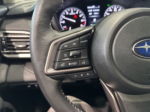 Used 2025 Subaru Outback Limited image 20