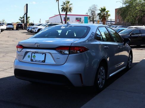 Used 2024 Toyota Corolla LE FWD image 12
