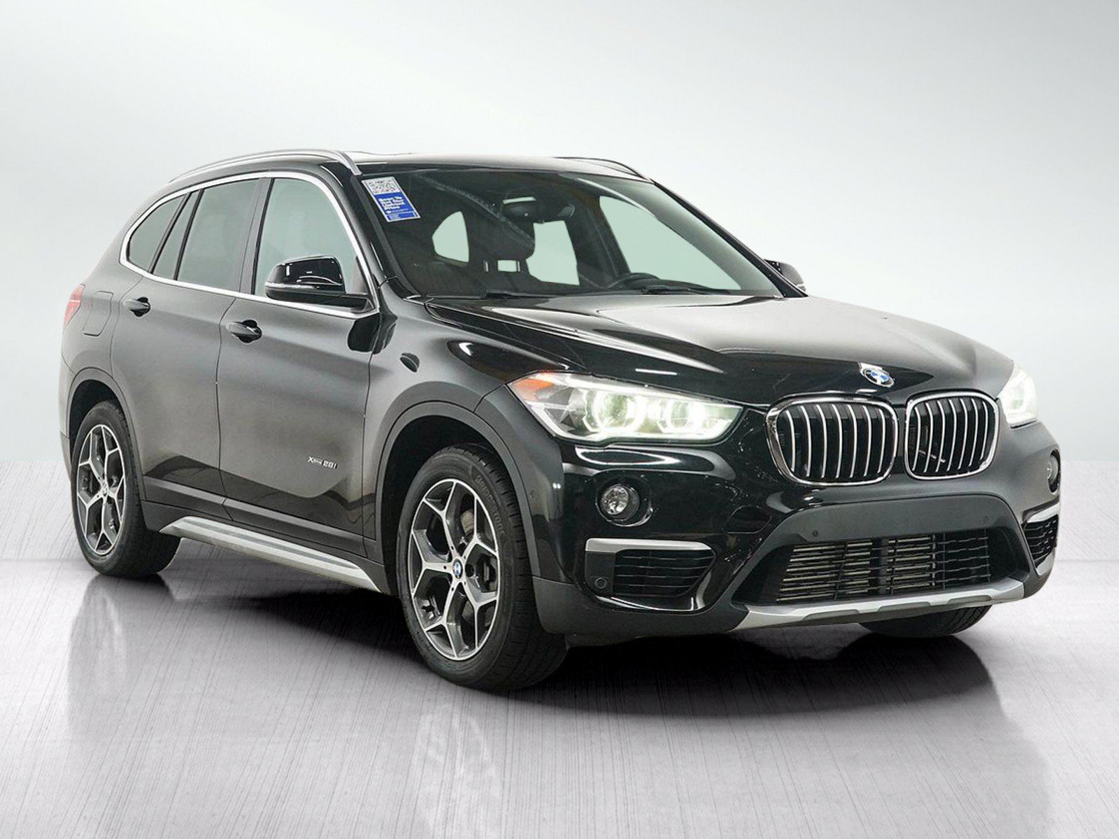 Used 2017 BMW X1 xDrive28i AWD/4WD image 7
