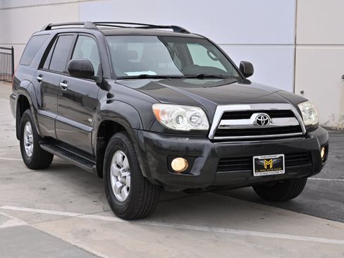 Used 2007 Toyota 4Runner SR5 image 8