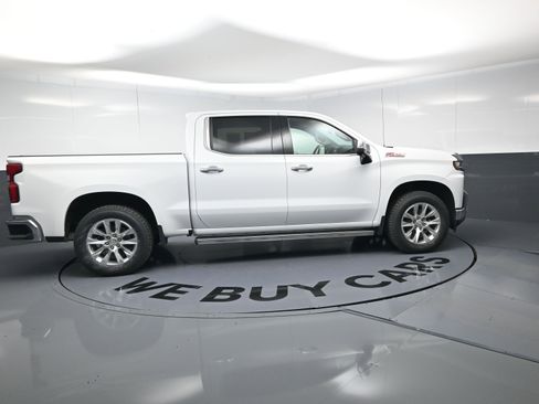 Used 2021 Chevrolet Silverado 1500 LTZ w/ LTZ Premium Package image 10