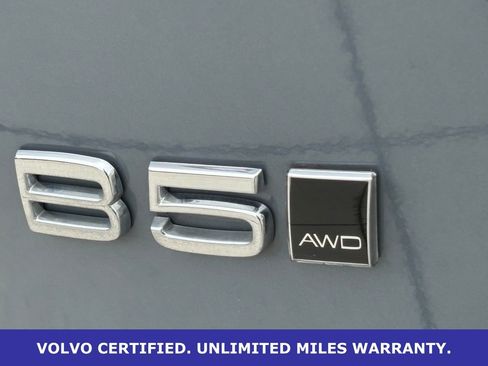 Certified 2023 Volvo XC40 B5 Plus w/ Climate Package AWD/4WD image 11