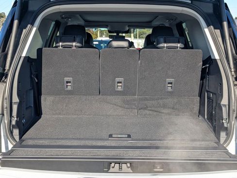 New 2026 Lincoln Navigator Reserve AWD/4WD image 13