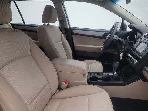 Used 2017 Subaru Outback 2.5i AWD/4WD image 21