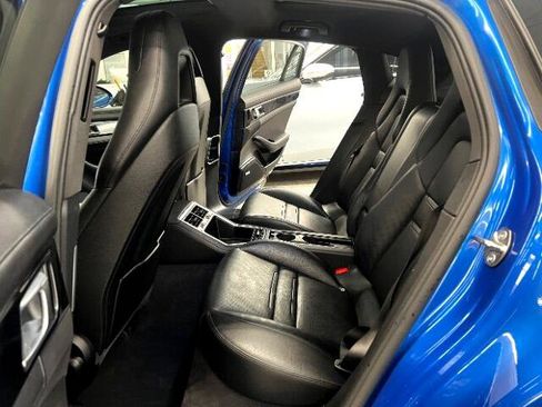 Used 2017 Porsche Panamera image 27