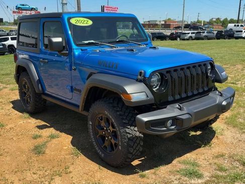 Used 2022 Jeep Wrangler Sport AWD/4WD image 9