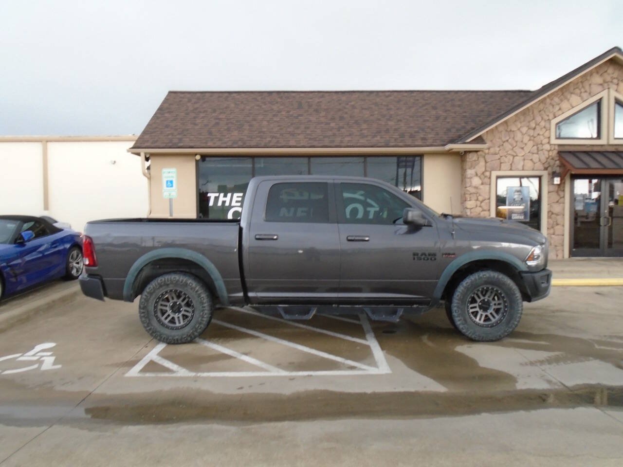 Used 2016 RAM 1500 Rebel AWD/4WD image 4