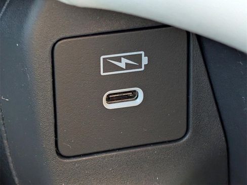 New 2026 Honda HR-V LX image 8